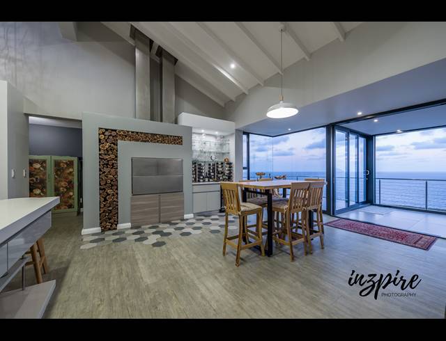 4 BEDROOM HOUSE FOR SALE IN VILLAGE ON SEA